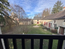 Marcé/Esves - Ancien moulin et ses nombreuses dépendances - Maison principale, grange, 2 gîtes + autres dépendances - Terrain de 5000 m²