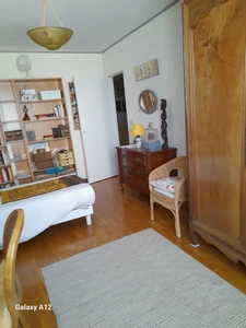 Quartier Coty (Tours Nord), charmant appartement Duplex de 100 m² situé au 1er étage avec parking sécurisé et cave