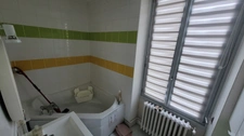 Centre de Port de Piles, maison de caractère en pierre de taille, 210 m² habitables sur un terrain clos de 4805 m²