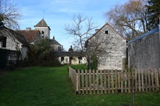 Marcé/Esves - Ancien moulin et ses nombreuses dépendances - Maison principale, grange, 2 gîtes + autres dépendances - Terrain de 5000 m²