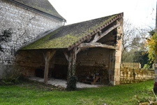 Marcé/Esves - Ancien moulin et ses nombreuses dépendances - Maison principale, grange, 2 gîtes + autres dépendances - Terrain de 5000 m²