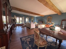 Marcé/Esves - Ancien moulin et ses nombreuses dépendances - Maison principale, grange, 2 gîtes + autres dépendances - Terrain de 5000 m²