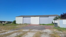 37800  DRACHE - A vendre bâtiment d'activité garage automobile libre de toute occupation - Surface 500 m² sur terrain 4 000 m²