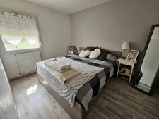 Maison à vendre 8 pièces PERIGNAT LES SARLIEVE (63)