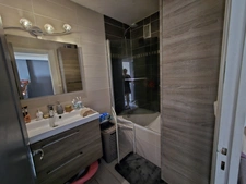 Appartement lumineux avec balcon- places de parking- 2 chambres- quartier Oradou -CLERMONT FERRAND (63)