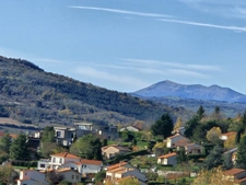 Magnifiques parcelles à vendre à Veyre-Monton avec vue imprenable