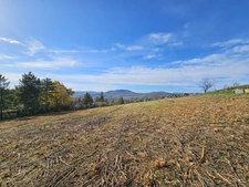 Magnifiques parcelles à vendre à Veyre-Monton avec vue imprenable