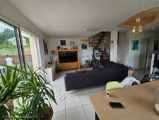 Maison à vendre 8 pièces PERIGNAT LES SARLIEVE (63)