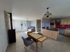 Maison à vendre 4 pièces PETIT NOIR (39)