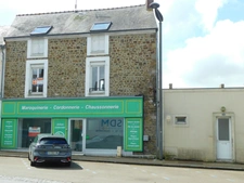 Immeuble à vendre ERNEE (53)