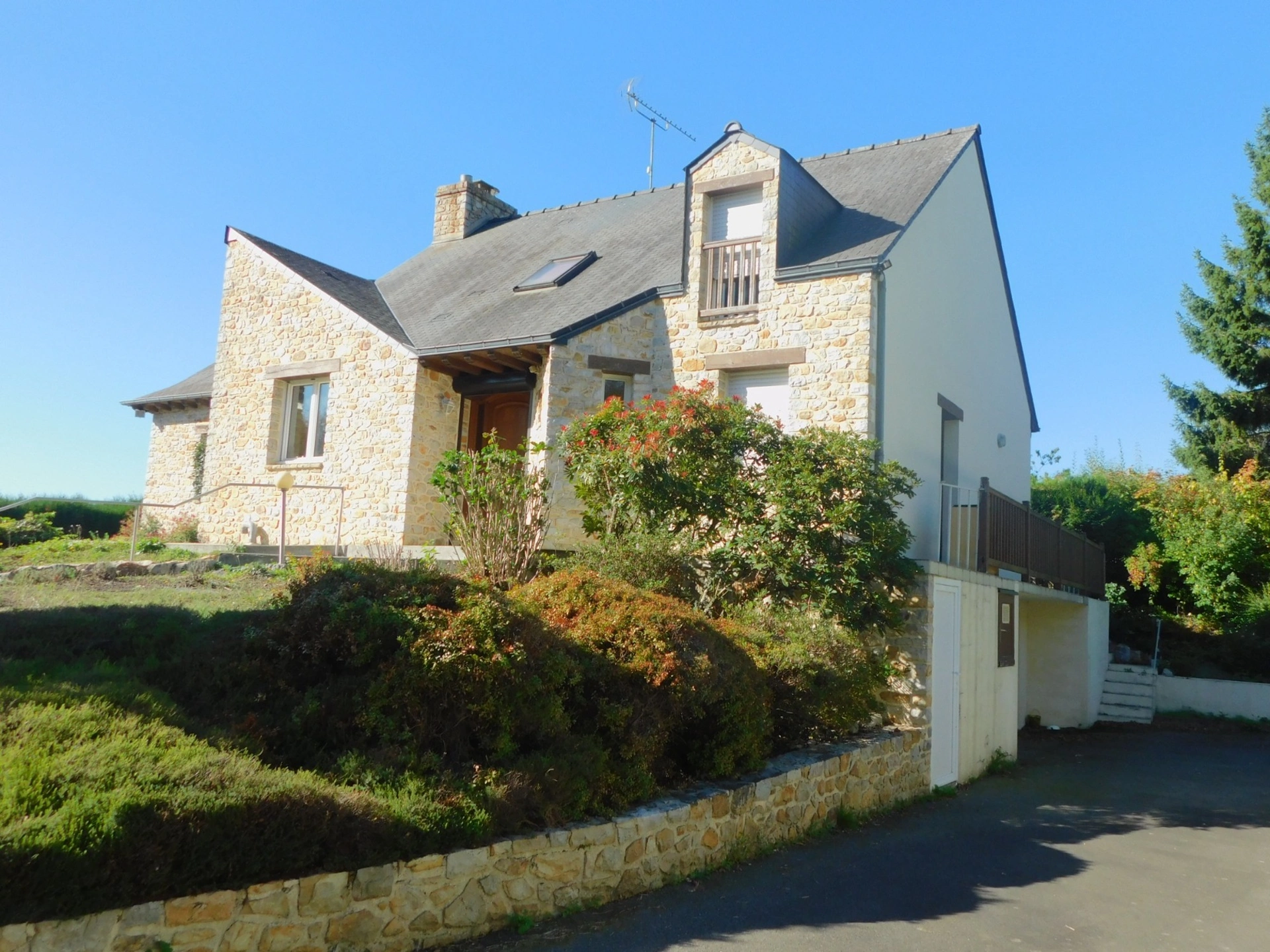 Maison 5 pièces 142 m² · à Bille · 142 m² · 268 500 €