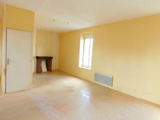 Immeuble à vendre ERNEE (53)