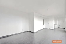 Très beau T2 en dernier étage avec grand séjour et terrasse à ciel ouvert