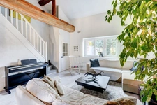 Appartement T3 avec beaucoup de cachet, au calme et à proximité des quais de Saône et de l'Ile Barbe
