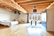 Coup de coeur assuré pour cette propriété de 371m2 habitables + garage de 60m2 + terrain de 1186m2