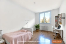 Villeurbanne aux portes de Lyon 6 – T4 traversant avec parking et cave !