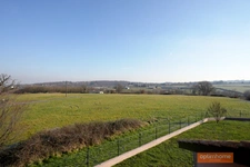 Très belle maison de 120m2 avec SPA extérieur, vue dégagée, garage double sur un terrain piscinable de 1500m2