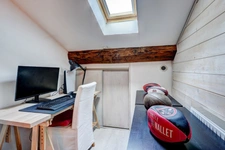 Appartement T3 avec beaucoup de cachet, au calme et à proximité des quais de Saône et de l'Ile Barbe