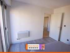 Coup de Cœur Sétois : Appartement au Bord du Canal idéal location courte ou moyenne durée