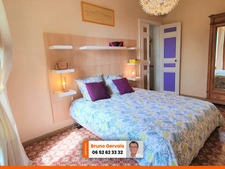 Grande maison de caractère rénovée à Villeveyrac – 250 m² habitables avec jardin, garage et terrasse