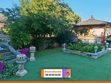 Maison à vendre à Balaruc-le-Vieux, années 80, avec jardin, piscine et vue dégagée