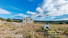 Propriété avec deux villas récentes sur 2,5 hectares à proximité de Plaissan et Villeveyrac