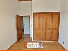 Maison familiale 150 m² avec garage, bureau indépendant, terrasse et grand espace de stockage à Frontignan