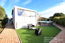 Villa à vendre T6 5 chambres en parfait état sur 740 m2 de terrain 