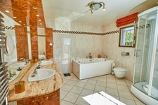 Propriété à vendre à BOUZIGUES (34), proche Sète