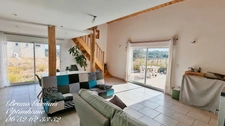 Propriété avec deux villas récentes sur 2,5 hectares à proximité de Plaissan et Villeveyrac