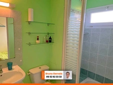 APPARTEMENT EN DERNIER ETAGE AVEC VUE MER