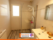CHARMANTE VILLA DE PLAIN PIED CONSTRUITE EN 2010 SUR UN TERRAIN PLAT ET CLOS
