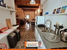 Maison à vendre en 2 parties possibilité local commercial+ habitation BOUZIGUES 