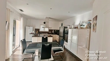 Bruno Gervais Optimhome vous propose cette maison à vendre à Cournonsec – plain-pied rénové sur 600 m² de terrain