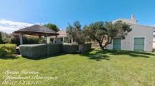 À Vendre : Villa de Prestige avec Vue Imprenable sur l'Étang