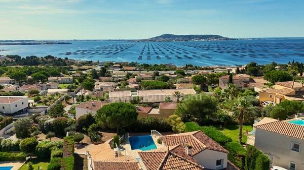 Propriété à vendre à BOUZIGUES (34), proche Sète