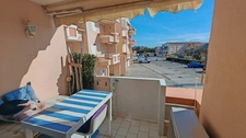 JOLI T2 AU PIED DU RIVAGE DE FRONTIGNAN PLAGE AVEC PARKING PRIVATIVE