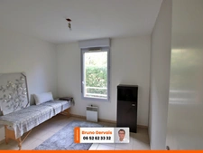 APPARTEMENT AVEC TERRASSE ET JARDIN A 10 MN SECTEUR HÔPITAUX-FACS DANS RESIDENCE AVEC PISCINE