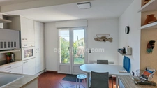 Appartement à vendre de 88 m² en Rez-de-jardin avec grandes terrasses à Bouzigues – Étang de Thau