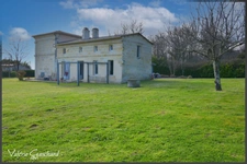 Maison en pierre 4 chambres dépendances  et terrain de plus de 2ha