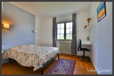 Maison familiale ou investissement à Pors-Sainte-Foy-et-Ponchapt – 175 m² – 5 chambres – Double logement – Jardin 1038 m²