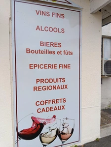 Cave à vin 500 m² – Fonds de commerce + Murs à Mussidan (24)