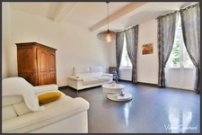 St seurin sur l'isle - Maison 150 m² + hangars sur 3800 m² de terrain 