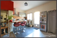 Guitres ( 33) Maison 2 chambres et jardin 