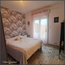 Maison une chambre avec jardin à  SAINT SEURIN SUR L'ISLE (33)