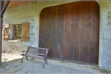 Proche St Seurin sur l'Isle Maison 5 chambres + bureau , dépendances et grand terrain 
