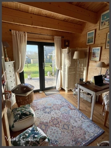 Maison en bois 2 chambres+ bureau sur terrain de 1489 m²