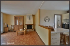 Maison 3 chambres et dépendances à SABLONS ( Gironde)