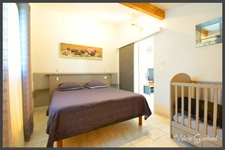 Domaine avec gîtes à vendre – 3 maisons, 2 piscines, nature et calme –6600 m² de terrain - Dordogne