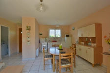 Maison 1 chambre à  louer à st seurin sur l'isle
